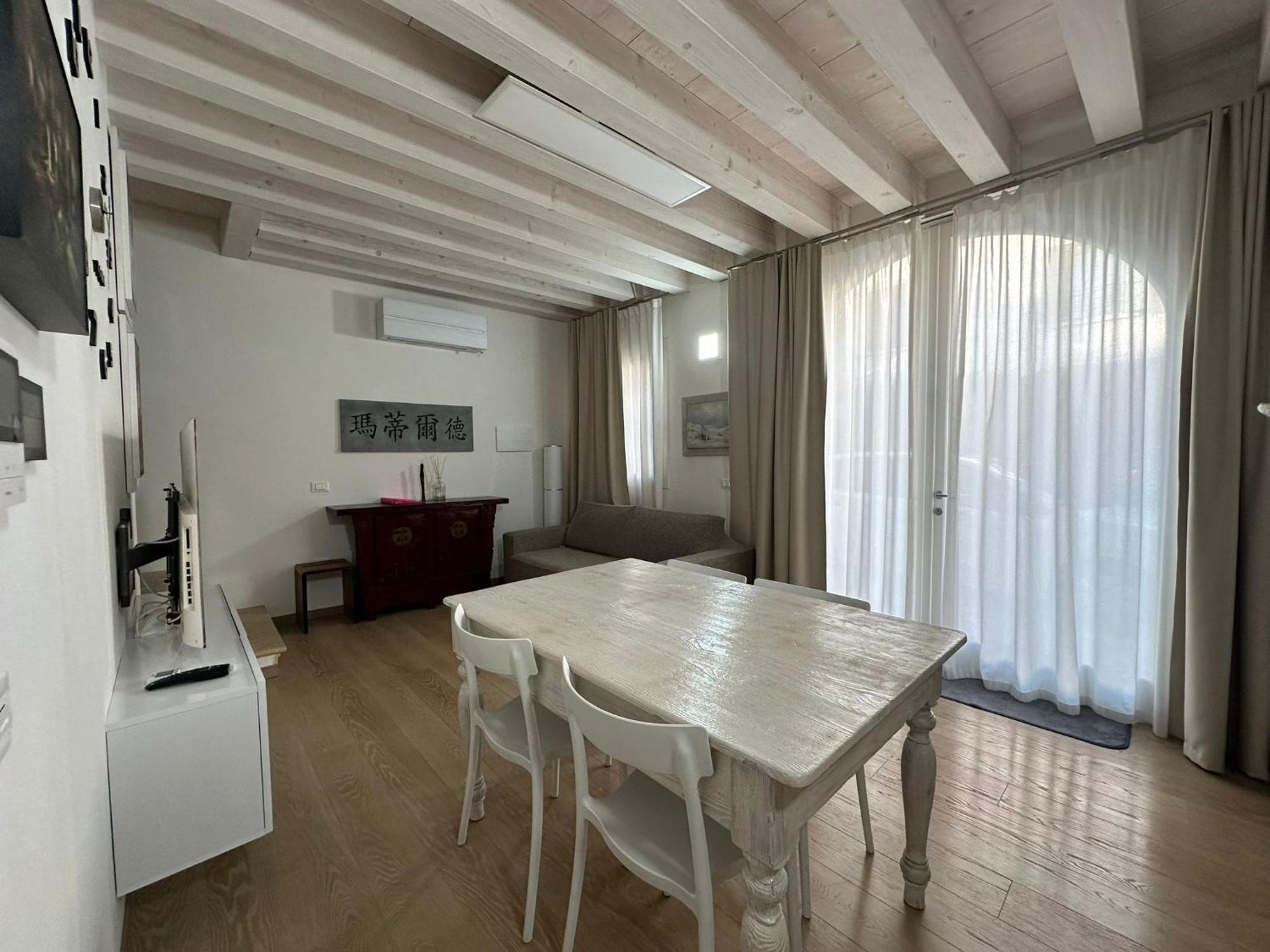 Apartment Sweet Verona
